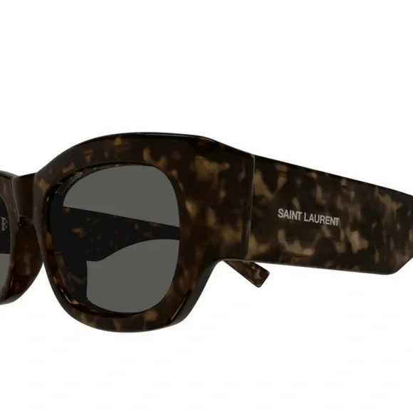 Excluded Saint Laurent Sunglasses, New 295 - Picture 3 of 4